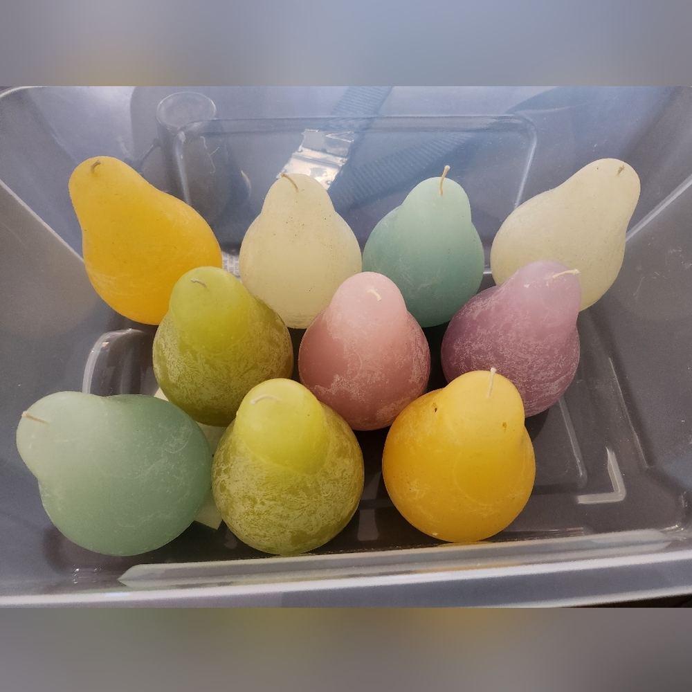 Colorful Pear-Shaped Candles Set